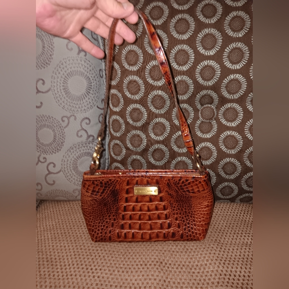 Brahmin Leather crossbody bag